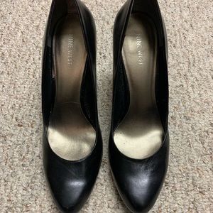 Nine West Rocha Black Leather Stiletto Heels - Women's Size 10M - Pumps